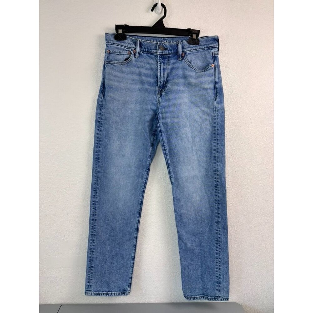 American Eagle men's 30X32 light wash original straight‎ denim jeans casual